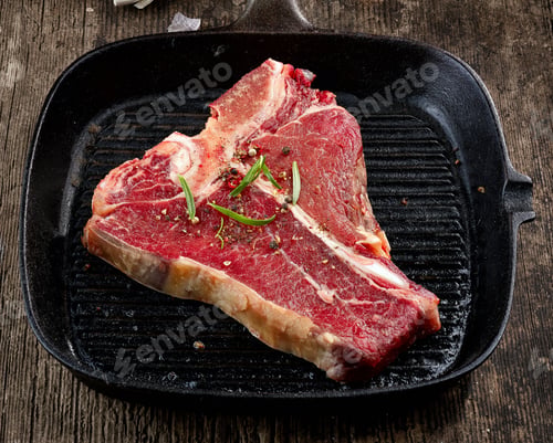 Preview: fresh raw T bone steak