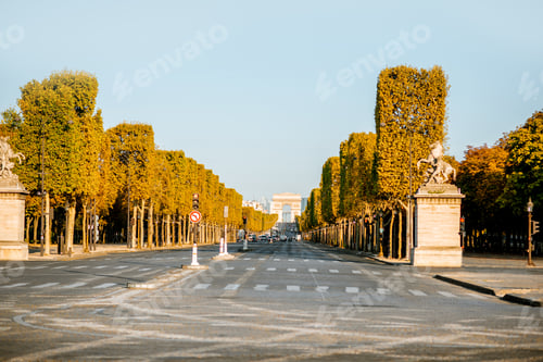 Preview: Elysian avenue in Paris