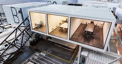 Preview: Individual rooms for workers in business center