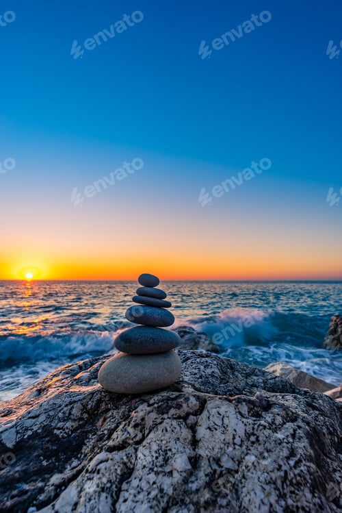 Preview: Stacked stones at the beach