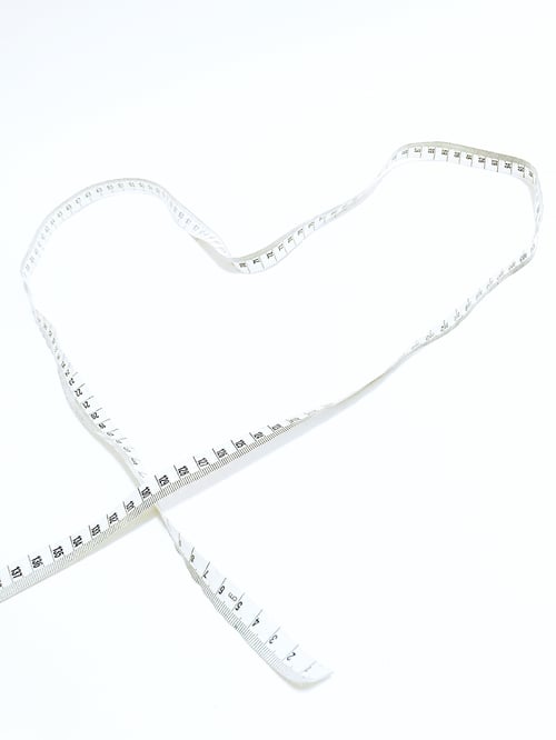 Preview: Heart shaped measure tape