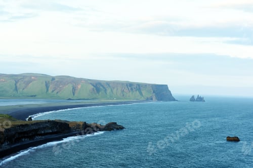 Preview: Incredible view of the Black beach