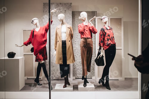 Preview: retail shopping / shopping mall/ clothings/ store /