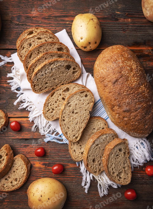Preview: Freshly baked rustic bread