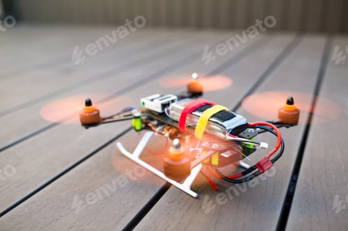 Preview: Flying drone