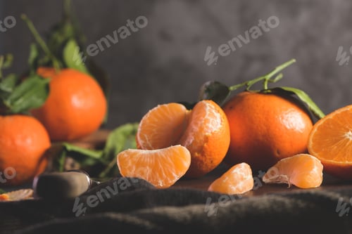 Preview: Fresh mandarin oranges or tangerines
