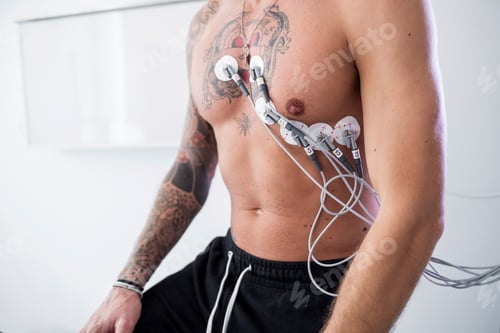 Preview: Patient undergoing ECG test in consultation room