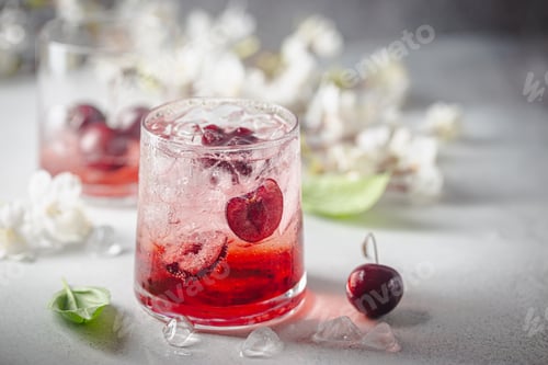 Preview: Cold cherry lemonade