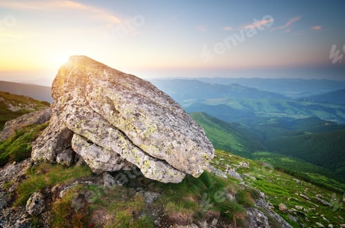 Preview: Mountain landscape.