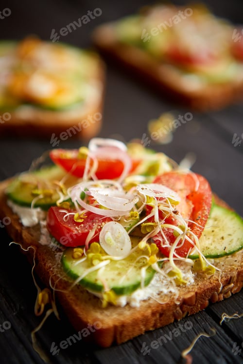 Preview: Healthy vege toasts with onion, cucomber, cherry tomatoes