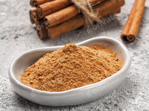 Preview: Ground cinnamon on gray background