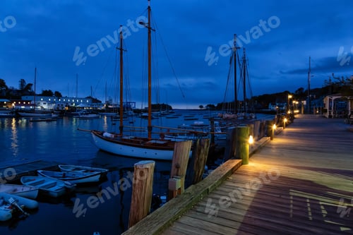 Preview: View on the marina during a cloudy sunrise