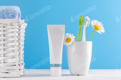 Preview: Toothpaste and toothbrushes