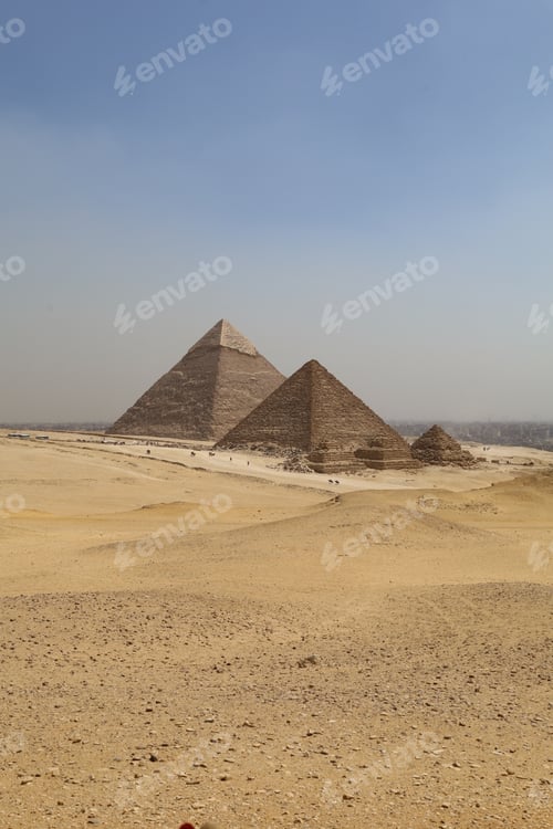 Preview: Egyptian pyramids in Giza a wonder of the world
