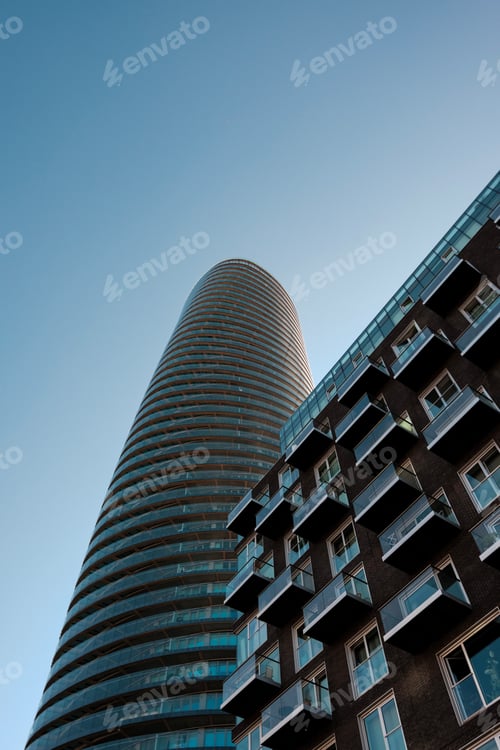 Preview: Modern skyscrapers reaching for the sky in urban landscape