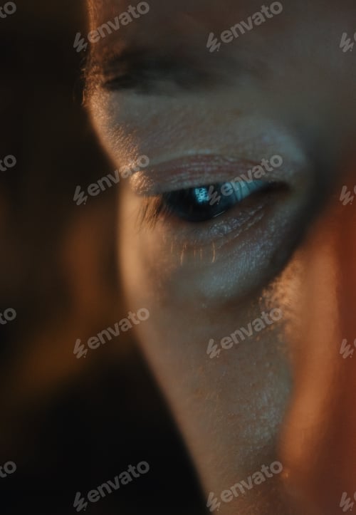 Preview: closeup detail of caucasian woman's eye