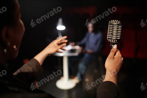 Preview: Theater Director Watching Artist