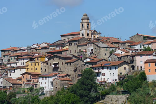 Preview: View of Gassano, old town in Lunigiana, Tuscany