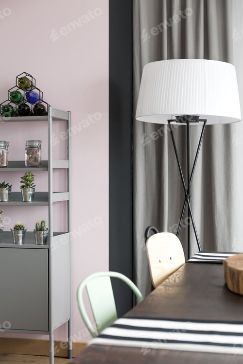 Preview: Minimalistic dining area
