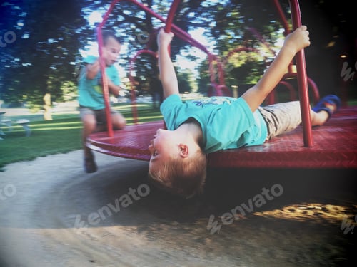 Preview: Risk taker merry go round park fun