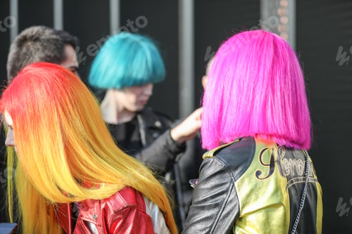 Vista previa: February 19, 2020: models wear colored wigs