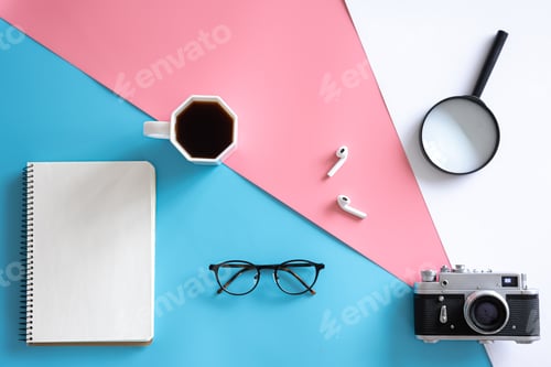 Preview: Vintage retro camera on a colored background, flat lay, minimalism.