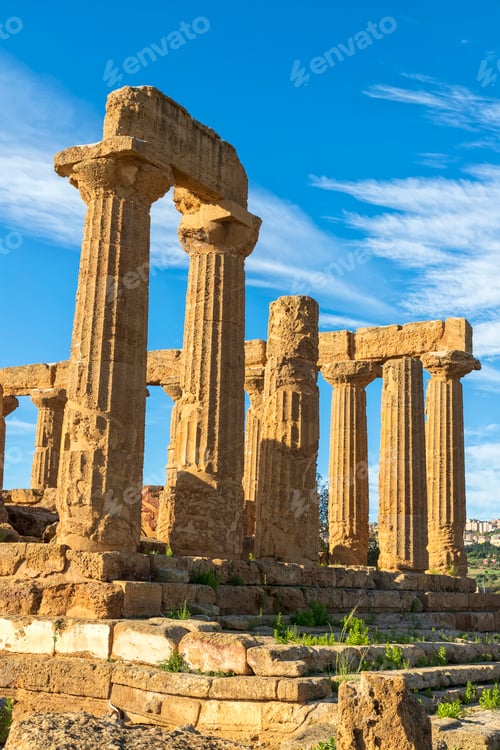 Preview: The greek temple