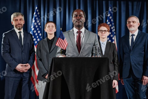 Preview: American leader with his group at conference