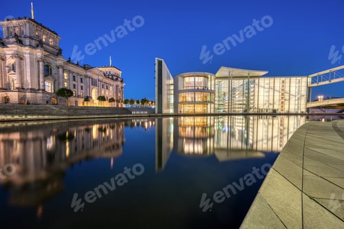 Preview: Part of the Reichstag and the Paul-Loebe-Haus at the river Spree