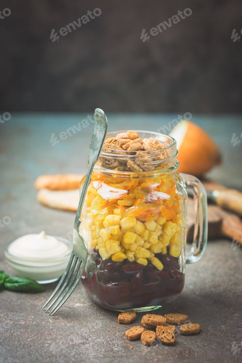Preview: Mason Jar Salad