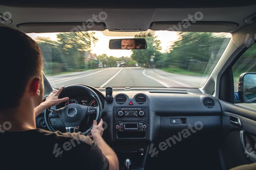Preview: Hands on the wheel when driving at high speed from inside the car.