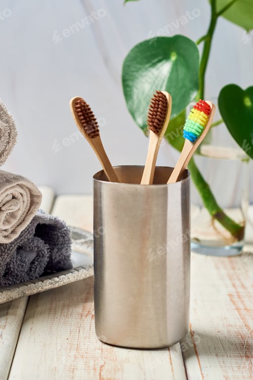 Preview: Eco-friendly bamboo toothbrushes