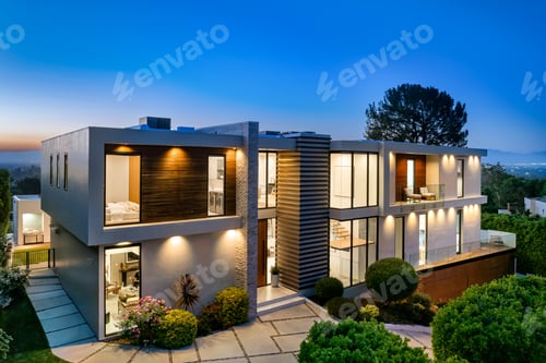 Preview: Contemporary house with city lights visible from the balcony