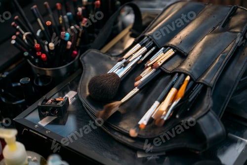 Preview: Belt bag with tassels. makeup brushes