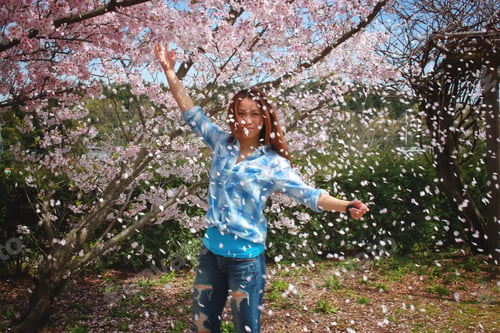 Preview: Dancing under cherry blossoms tree