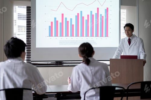 Preview: Medical personnel taking the stage at the seminar