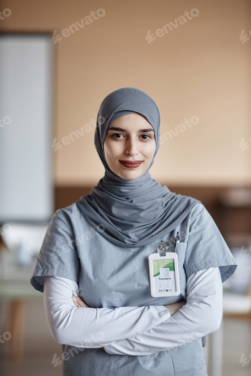 Preview: Portrait of Smiling Woman Medical Specialist