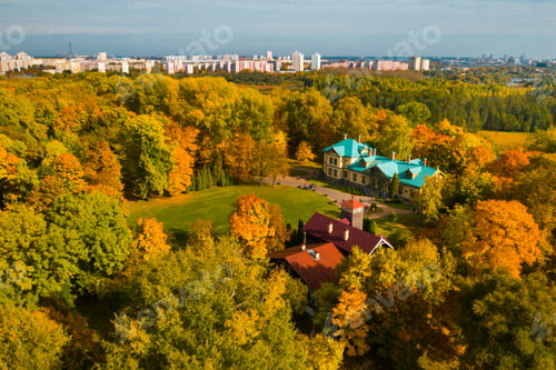 Preview: Autumn landscape in Loshitsky Park in Minsk. Belarus.Golden autumn
