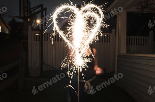 Preview: Sparklers Heart