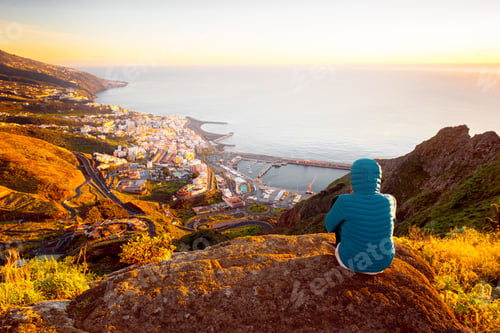 Preview: Woman enjoying landscape view near Santa Cruz city