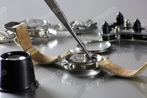 Preview: watch battery replacement