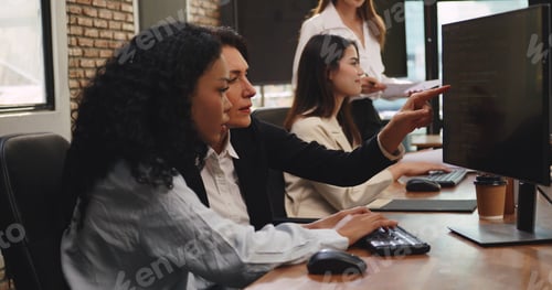 Preview: A young black employee is listening to a brief about her supervisor's assignment.