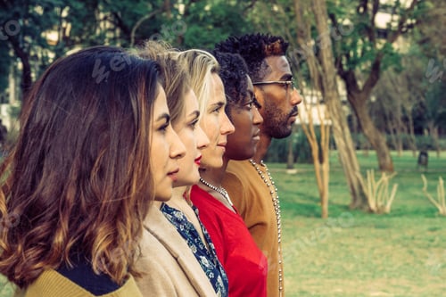 Preview: 4 women and 1 man of different races celebrate women's day