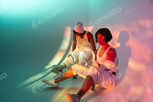 Preview: Dancers under violet illumination