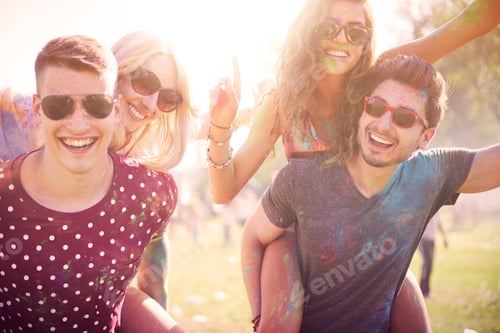 Preview: Celebration of summer with friends