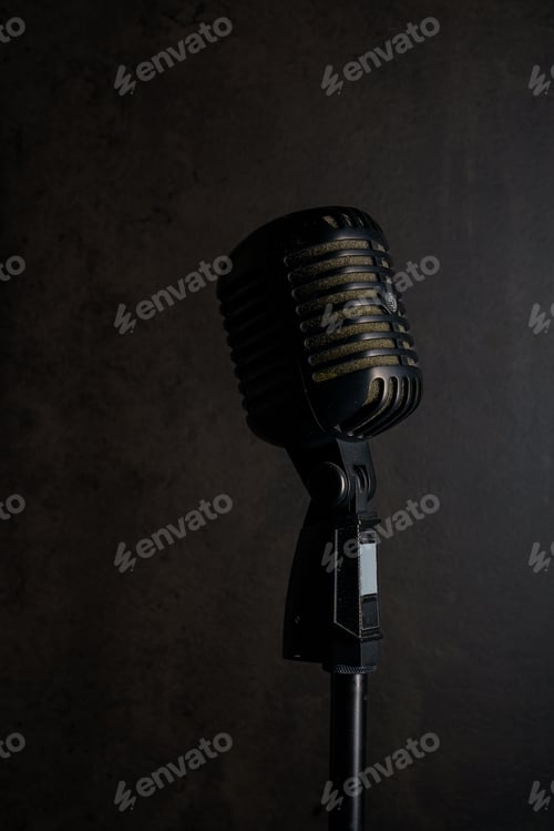 Preview: 50's microphone