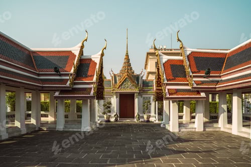 Preview: Grand Palace building complex in Bangkok, Thailand.