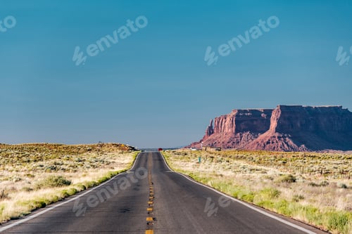 Preview: Empty scenic highway in Monument Valley
