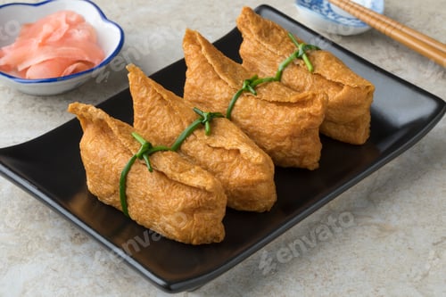 Preview: Japanese fried tofu stuffed with rice