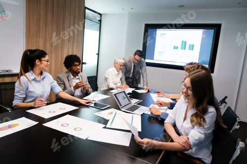Preview: Entrepreneurs and business people conference in modern meeting room